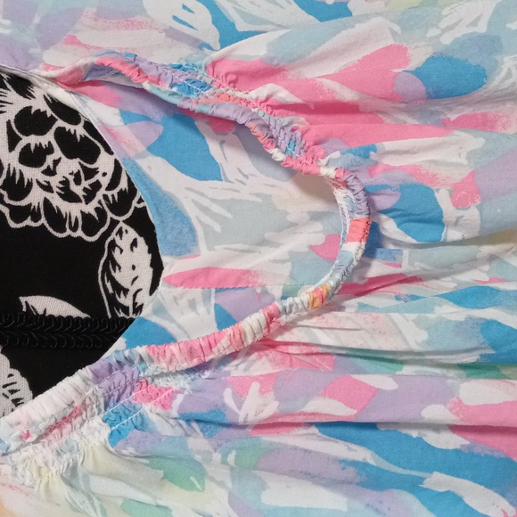🏝HTF Lilly Pulitzer🏝 - Bellamie Top - Picture 11 of 15